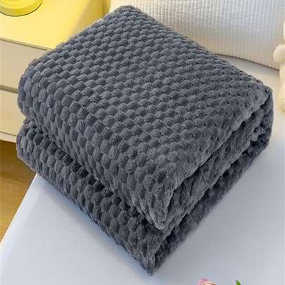 1 件舒适法兰绒羊毛毯 - 超柔软、轻盈、适合所有季节，采用六角提花设计，适合万圣节居家、圣诞节露营和旅行、母亲节亮黄色、时尚房间卧室装饰配件、羊毛毯