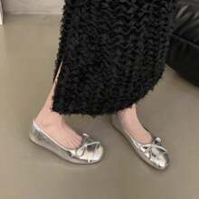Scarpe da ballo francesi retrò con fiocco sul fondo morbido