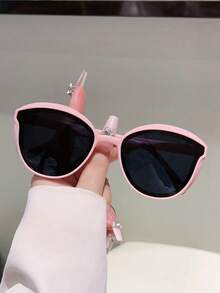 1 副女士新款猫眼形粉色时尚眼镜多层框架设计绿色装饰眼镜简约风格设计大尺寸全框女士配饰眼镜猫眼形墨镜