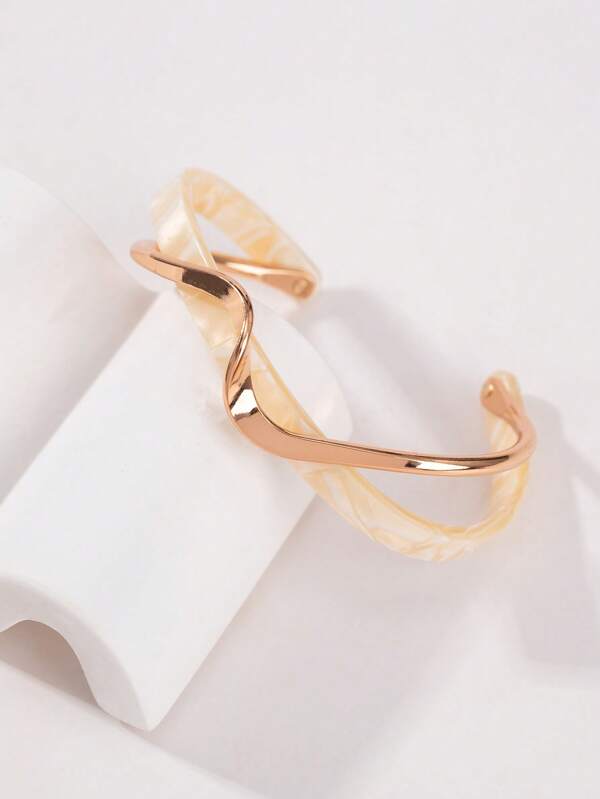 1 pieza Pulsera de placa de concha blanca de lujo con sensación de metal curvado, adecuada para adolescentes para uso diario, fiesta, noche, gran regalo para estudiantes, amigos, festivales y cumpleaños