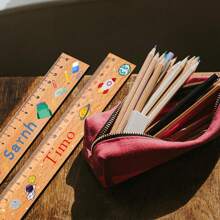 Personalised Wooden 's Ruler - 20 Cm Ruler With Name & Cute Motifs Such As Dino, Rainbow, Bear - Gift For School 2024 For Boys & Girls - School Cone Filling Idea, First Day Of School