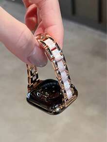 1条女士奢华小巧金属树脂腰带，兼容表带44mm、40mm、42mm、46mm、38mm、49mm、41mm、45mm，设计优雅，兼容Series 11、10、9、8、7、SE、6、5、4、3、Ultra、2、1，是送给女性的绝佳礼物。 - 玫瑰金 - 查看 2