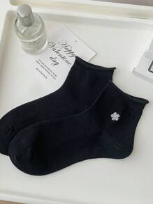 4 Pairs Of Black And White Women's Socks, Silver Flower Love Bow Embroidery Ladies Short Socks Ankle Socks, Daily Casual Sports Wear