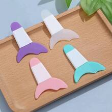 Eye Shadow Eyeliner Makeup Template - Cat's Eye Wing Eyeliner Guide Tool, Portable And Easy To Clean Silicone Makeup Assistant, Precise Eye Makeup (Pink), Beauty Accessories, Flexible Design,Cheap,Valentine's Day,Cheap Items,Travel,Travel Essential,Room Decor,Valentine's Gift,Cheap Stuff,Room,1 Dollar Items,Vacation Essentials,Gifts For Women,Bedroom,Valentine,99 Cent - Pink - View 2