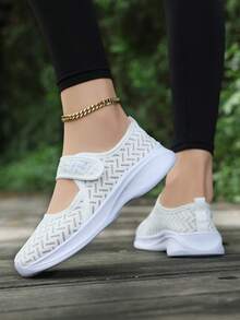 女士透气网眼一脚蹬休闲鞋，宽松版型，适合妈妈 - 白色 - 查看 3