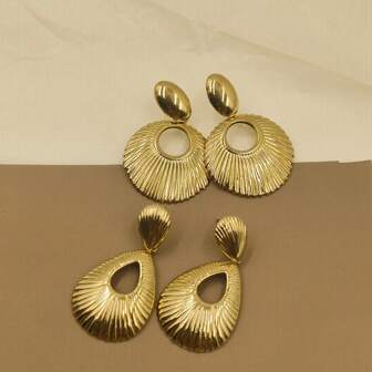 1 Pair Elegant Vintage Fancy Disc Waterdrop Design Earrings, Gold Color Studs Suitable For Women For Daily Commute, Party, Beach Holiday