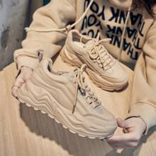 Women Sports Shoes