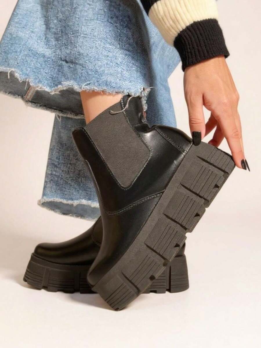 CHUNKY Platform Chelsea Boot - Negro - Ver 1