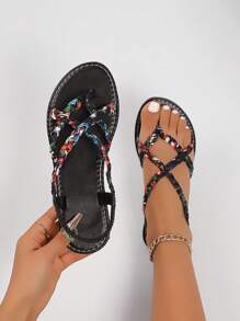 Sandales plates à couleurs contrastées nouées, nouvelles sandales de plage pour femmes de style européen et américain avec anneau d'orteil