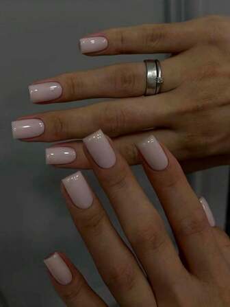 24 pièces Faux ongles courts carrés couleur abricot, capsules d'ongles style français simple pour le shopping, les rendez-vous, le thé de l'après-midi