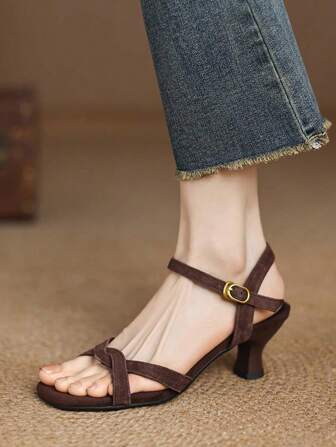 Women's Chunky Heel Strap Buckle Open Toe Brown Sandals, Mid-Heel Square Toe Faux Suede Chic Versatile Lady Sandals