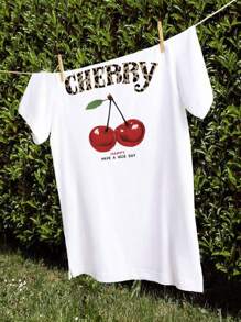 Camiseta de mujer de estilo casual, holgada y versátil con cuello redondo, manga corta, estampado de cerezas y lema, ideal para vacaciones. Camiseta gráfica en color rosa y blanco, adecuada para el uso diario y de vacaciones