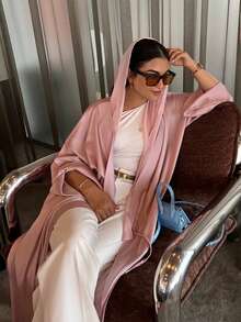 1 chiếc đầm kiểu satin dành cho nữ. Chiếc đầm thanh lịch này cũng có phiên bản dài kiểu Abaya, phù hợp cho cả mặc hàng ngày và những dịp đặc biệt. Thích hợp cho lễ Eid mùa xuân. - Màu Hồng baby - Xem 1