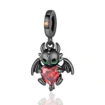 Silver-Plated Cartoon Series Toothless Hugging Heart Pendant, Multiple Cartoon Character Dragon Pendants For You To Choose, Used For DIY Bracelets And Necklaces, Jewelry Gifts For Female Family And Friends