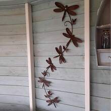 1PC Rusty Metal Dragonfly Wall Art Decor, Easy-To-Install Wrought Iron Decoration, Cross-Border American-Style For Garden Fence, Ideal For Indoor Outdoor Use, Perfect Housewarming Home Decor Gift - Rust Brown - View 3