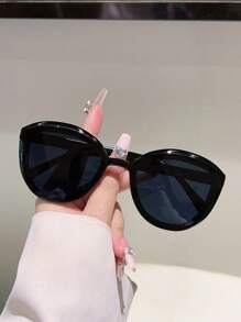 1 副女士新款猫眼形粉色时尚眼镜多层框架设计绿色装饰眼镜简约风格设计大尺寸全框女士配饰眼镜猫眼形墨镜