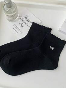 4 Pairs Of Black And White Women's Socks, Silver Flower Love Bow Embroidery Ladies Short Socks Ankle Socks, Daily Casual Sports Wear