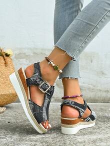 女士麻绳装饰厚底坡跟凉鞋，时尚夏日度假风黑色坡跟凉鞋，适合日常穿搭和各种场合