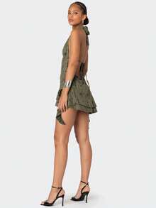 时尚性感深V领露背破洞迷你连衣裙