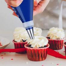 50 Disposable Piping Bags Per Pack, Extra-Large And Thickened 21-Inch Size, Suitable For Decorating Cookies, Cupcakes, And Dessert Cakes. A Must-Have For Back-To-School Season. - Blue - View 4