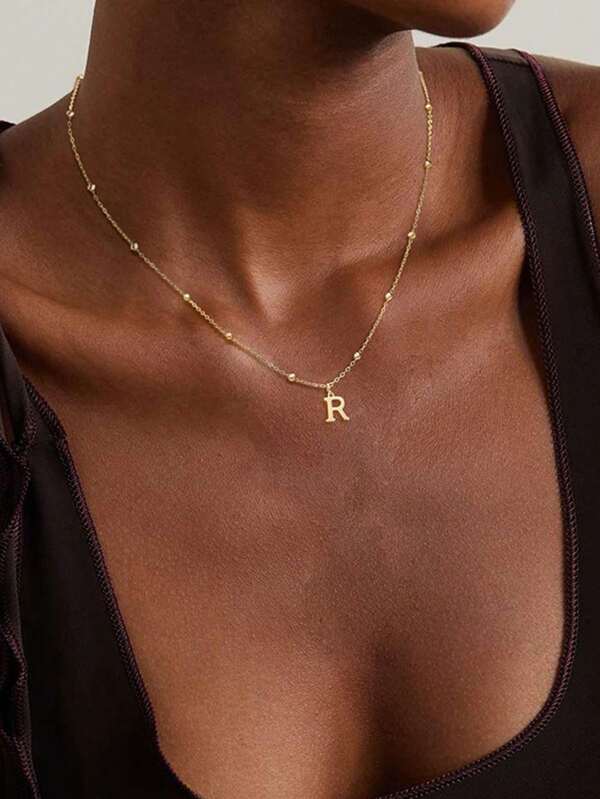 1 Piece Of Women's Capital Letter A-Z First Letter Necklace Gold-Plated Stainless Steel Carved Letter Necklace Aesthetic Birthday Valentine's Day Gift Jewelry