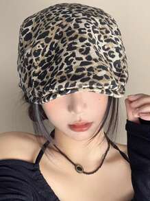 1pc Women Fashionable Leopard Print Beret Hat, Stylish Newsboy Cap, Street Casual Forward Hat, Suitable For Autumn/Winter, Street, Business, Party Occasions