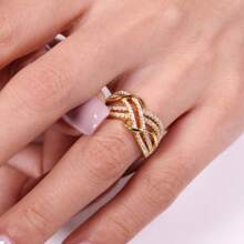 Anillo de lujo con diseño de línea ondulada y multicapa, anillo hueco personalizado único para fiestas para mujeres