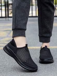 New Adjustable Hook And Loop Elderly Shoes, Middle-Aged & Elderly Parents Swollen Feet Shoes, Men's Extra Wide Shoes For Swollen Feet, Adjustable Strap Postoperative Recovery Shoes, Soft Bottom Lightweight Wide Toe Shoes For Parents (Recommend Ordering One Size Up)