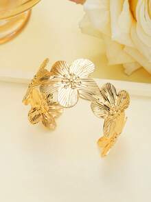 1pc European & American Style Gold-Plated Flower Shaped Bracelet, Combining Eastern Rose Element And Western Fashion To Create An Exotic Vibe, Suitable For Parties, Gifts, Daily Wear, Stunning Appearance - 金黃色 - 查看 2
