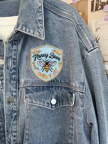 My Friend The Bee Delicate Embroidered Patch, Nature Insect Badge, Delicate Vintage Art Embroidery Dotted Decorative Patch, Iron On, For Jackets, Backpacks, Hats, Gold Embellishment - Multicolor - View 5
