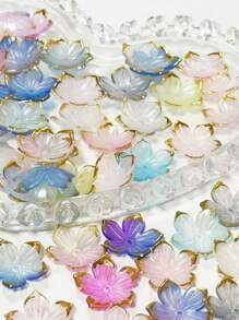 Acryl DIY Accessoires, cremefarbene Klebstoff Handyhüllen, Haarclips, dekorative Accessoires Materialien, Barock Accessoires, DIY handgemachte Ohrringe, Kopfbedeckungen, Schuhe, Kleidungsaccessoires. Dieses Produkt wird vielfältig in der Dekoration, als Anhänger verwendet.