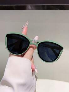 1 副女士新款猫眼形粉色时尚眼镜多层框架设计绿色装饰眼镜简约风格设计大尺寸全框女士配饰眼镜猫眼形墨镜