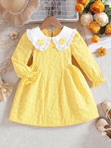 Váy bé gái năng động và đầy nắng, cổ Peter Pan xếp nếp đính hoa, váy trơn rộng, thích hợp mặc thường ngày, dự tiệc, mặc hàng ngày - Màu vàng - Xem 3