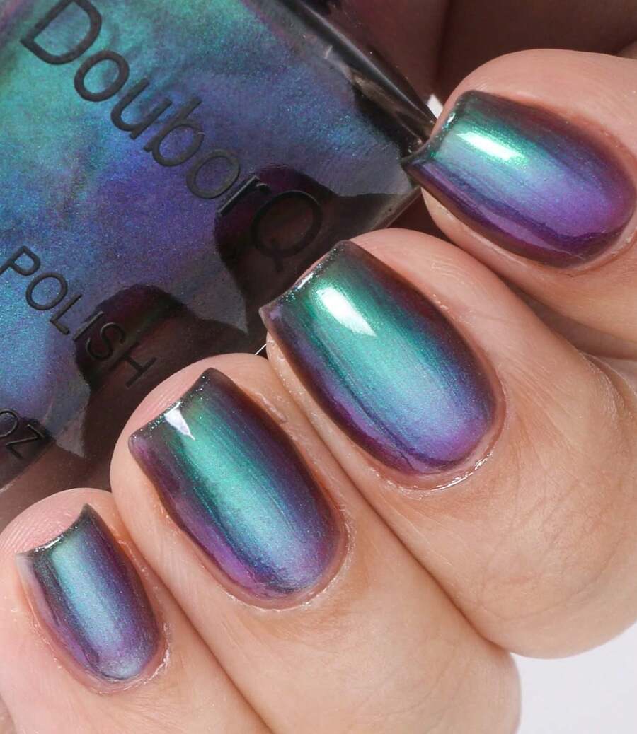 AILALUO Chrome Nail Polish Holographic Glitter Chameleon Nail Polish Shimmer Iridescent Green Blue Nail Art Varnish - Blue - View 1