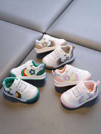 Söta och fashionabla vattentäta, mjuka sula Anti-halksneakers för babysneakers, lämpliga för 1-4 år gamla pojkar och flickor, inomhus- och utomhuspromenadskor med krok och ögla och elastiskt band, lätta på/av träningsskor för småbarn