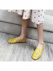 Women Loafers Shoes - Gold - View 6