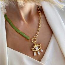 Grüner weicher Ton mit goldfarbenem Anhänger in Herzform und bösen Blick, modisches und exquisites Perlen-Accessoire, Geburtstagsgeschenk, hochwertiger neuer Schmuck für Frauen
