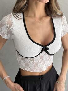 Elegant Lace Patchwork Color Block Blouse With Fiyonk Details, White, Suitable For Party, Stage And Concerts - White - View 1