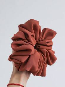 一套包含紫色、浅绿色、米黄色、棕红色、米色、粉色、大地色、灰色、棕色、白色和黑色的超大纯色雪纺发圈，适合女性日常佩戴，可搭配头巾，也可作为发绳、发饰、发圈或马尾辫发圈使用。 - 彩色 - 查看 5