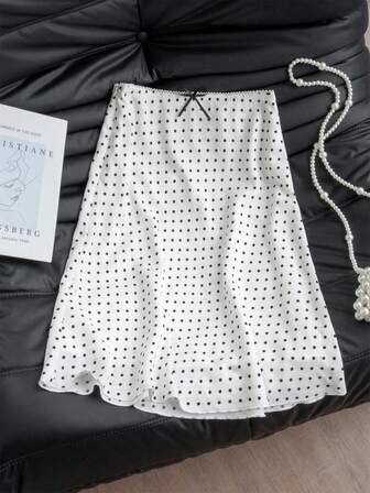 A 字波点撞色半身裙，优雅街头风格夏季白色圆点裙，法式时尚修身鱼尾裙，女士