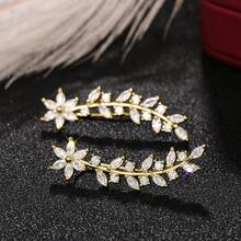 New Hot  Fashion Ear Hooks For Women Temperament Flower Shape Full Earrings Petal Earrings For Women Suitable For Daily Wear Or Gift Giving - Silvery - View 4