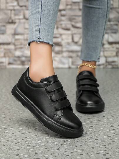 Modieuze zwarte patchwork klittenband comfortabele platte schoenen voor dames, casual minimalistische gepersonaliseerde lichtgewicht wandelschoenen voor op de campus en dagelijks gebruik.