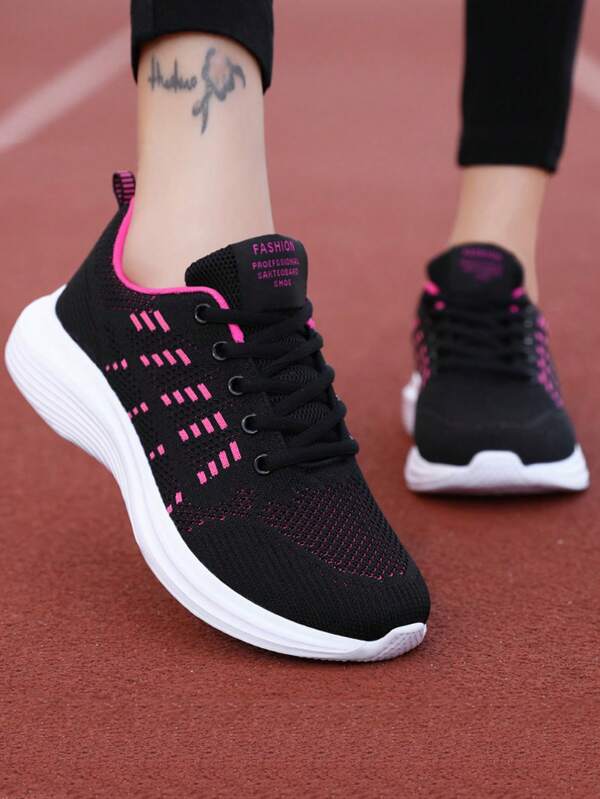 1 paire de chaussures de course sport pour femmes, chaussures sport décontracté à lacets noires et rose rouge, semelle souple en EVA, anti-dérapantes et respirantes en maille, chaussures de marche sport pour femmes