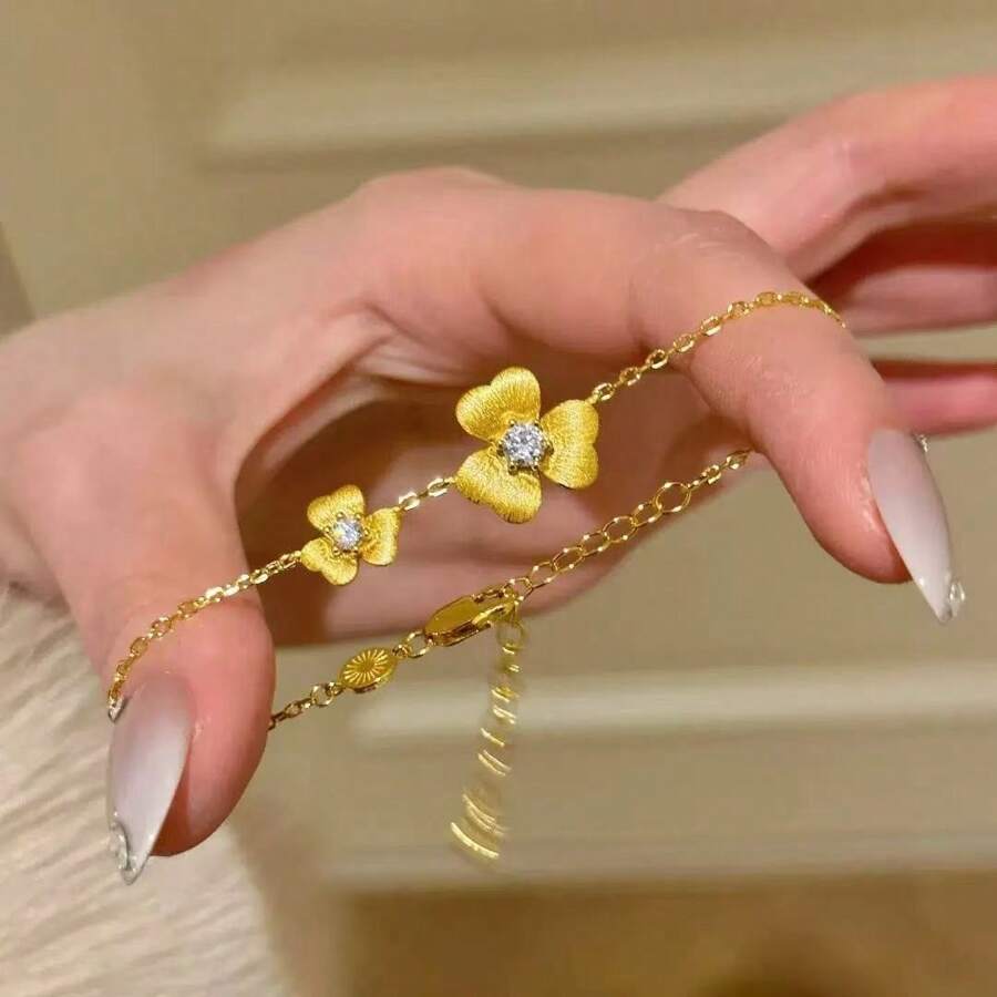 1pc Women 18K Gold Plated Clover Flower Braided Bracelet, Vintage Coin Style