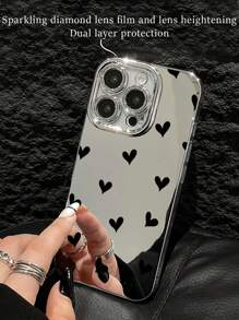 1 pieza Funda de teléfono con patrón de corazón negro simple y elegante con rhinestones, película de lente espejo brillante, cubierta protectora a prueba de golpes de TPU compatible con Apple 16 Pro Max/15/14 Plus/13/12/11 Pro