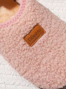 Women's Plush Slip-On Slippers With Heel Coverage, Warm Indoor Slippers For Autumn/Winter, Fashionable Moccasins