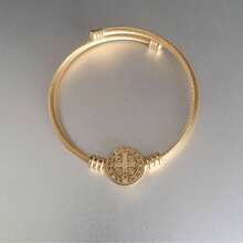 Pulseira Bracelete Luxo São Bento Ajustável Dourada Cabo de Aço Inoxidável 316L - Dourado - Visão 5