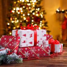 圣诞礼品包装纸卷，双面印刷雪花、圣诞树、驼鹿图案红色礼品包装纸，17 英寸 * 32.8 英尺艺术纸，双面圣诞驯鹿和雪花礼品包装纸卷带贴纸，白色/红色，非常适合节日礼物和家庭礼物 - 彩色 - 查看 2