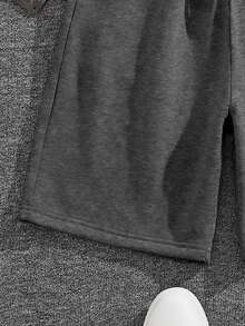 1pc Tween Boys Solid Color Casual Outdoor Exercise Sport Simple Style Knee Length Shorts - Dark Grey - View 4