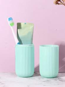 1pc Teddy Bear & Striped Portable Toothbrush Case Travel Set, Plastic Toothbrush Holder For Daily Use & Travel, Toothbrush Organizer, Portable Travel Toothbrush Cup, For Travel, Camping, Home, School And Business, A Gift For Women & Men Travel Essentials School Supplies Holiday Holiday Essentials Vacation Accessories Mini Perfume For Women Perfume For Men Perfume Beach Bottle Travel Accessories Travel Must Haves Summer School Accessories Back To School Stuff Back To School Supplies